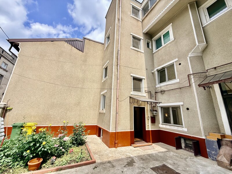 Unirii, Rond Cosbuc, Piata Regina Maria, casa individuala D+P+E1+E2.